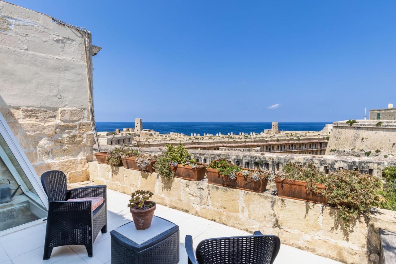 Valletta Bastions Seafront House Ngoại thất bức ảnh