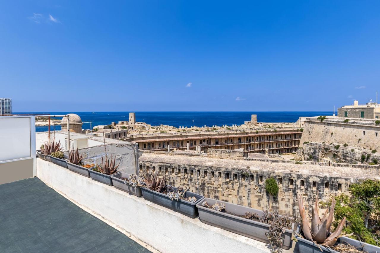 Valletta Bastions Seafront House Ngoại thất bức ảnh